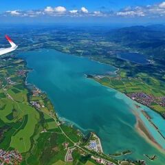 Flugwegposition um 12:57:10: Aufgenommen in der Nähe von Ostallgäu, Deutschland in 2182 Meter